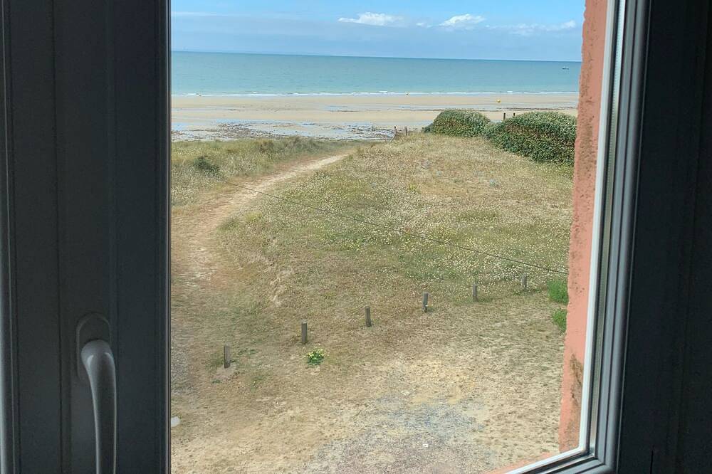 Haus mit Meerblick, komplett renoviert im 2024 und 2 Minuten vom Strand entfernt in Saint-Germain-sur-Ay, Coutances und Umgebung