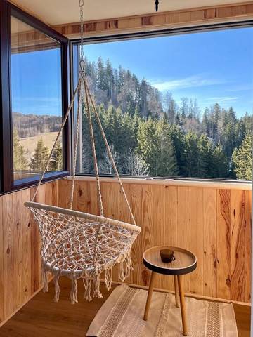 Gîte pour 4 personnes, avec vue ainsi que terrasse et jardin à Bellevaux