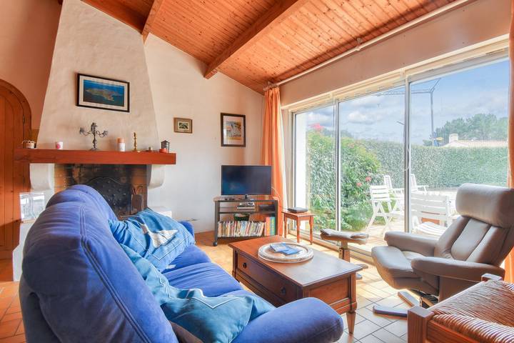 Location de vacances pour 6 personnes, avec jardin et terrasse, animaux acceptés dans Plage des Sableaux - 3