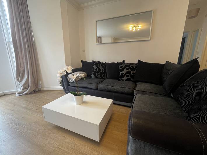 Gîte pour 4 personnes, avec balcon et jardin, adapté aux familles à Torquay - 4