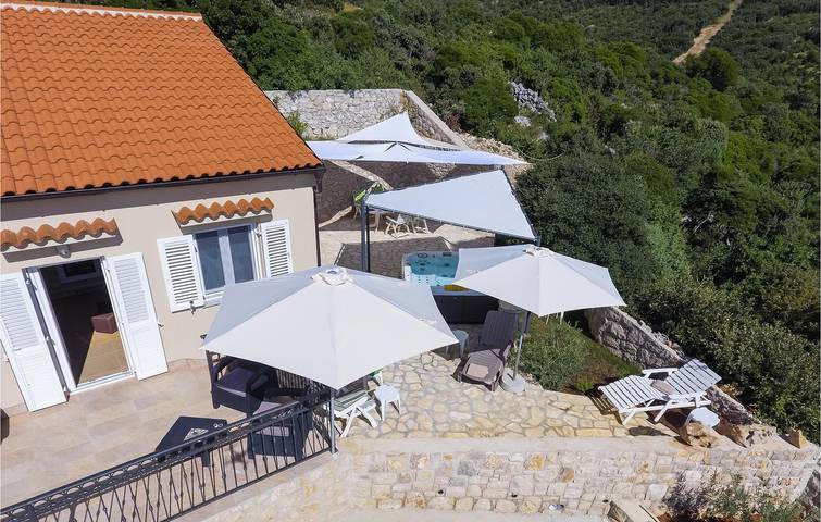 Ferienhaus für 8 Personen in Miholašćica