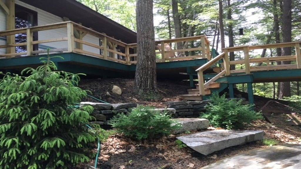 Ruhiges Nest / Nirvana unter Bäumen in New Hampshire