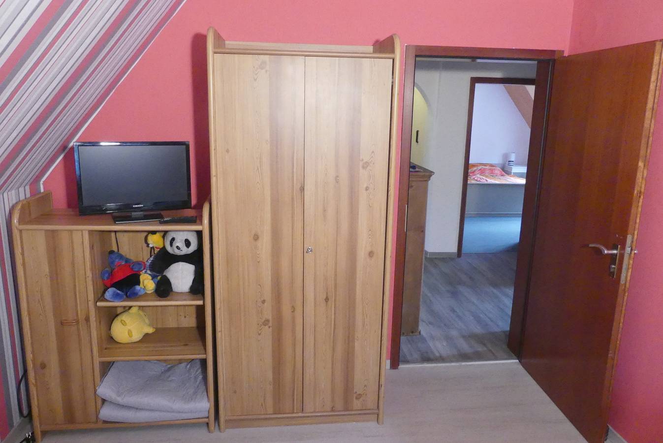 Ganze Wohnung, Ferienwohnung Irmgard - Ferienwohnung mit zwei separaten Schlafzimmern in Nördlingen, Bayerisch Schwaben