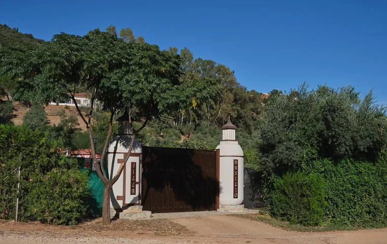 Casa de vacaciones para 15 personas, con piscina, Se admiten mascotas - 1