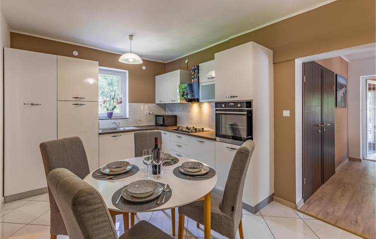 Ferienhaus für 5 Personen, mit Terrasse und Whirlpool in Medulin - 4