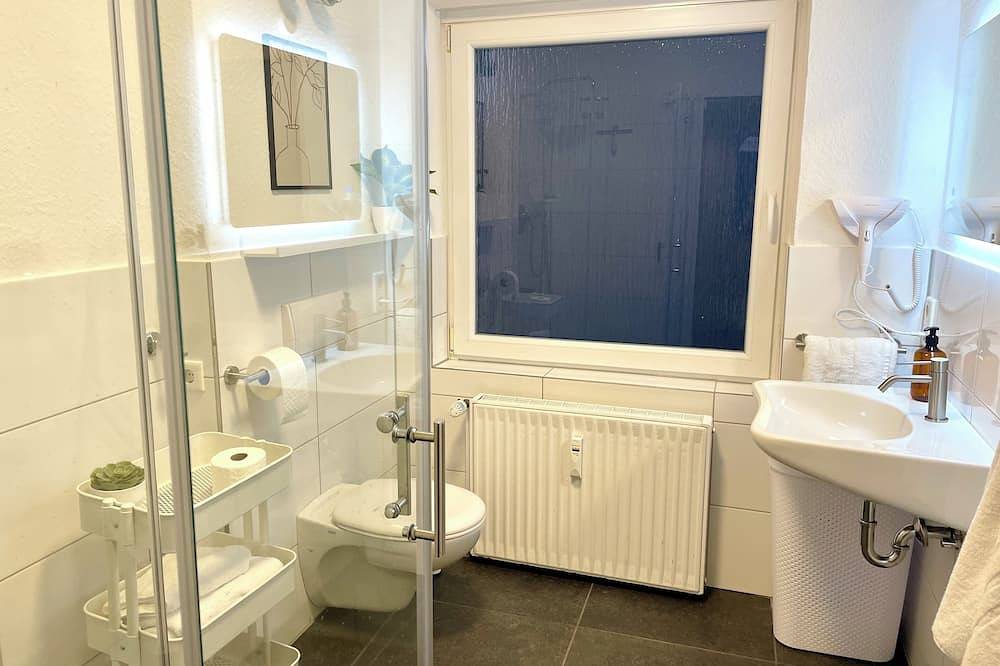 Ganze Wohnung, Westflügelwohnung zentral mit Parkplatz, Westflügel Apartment zentral mit Parkplatz in Bad Rothenfelde, Metropolregion Bremen-Oldenburg