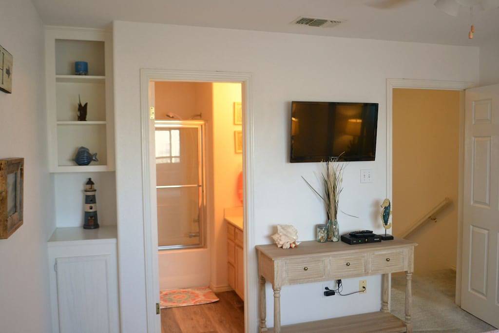 Bleib auf dem Wasser! Schöne Wohnung am Kanal in der Nähe von Strand! Großartige Aussichten! in North Padre Island, Corpus Christi