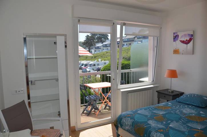 Gîte pour 2 personnes, avec vue ainsi que balcon et jardin dans Les Rosaires - 4