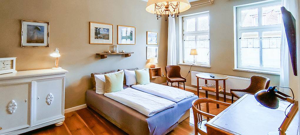 Ganze Ferienwohnung, Ferienwohnung Pünktchen im Loggiahaus am Schloss in Rheinsberger See, Rheinsberg