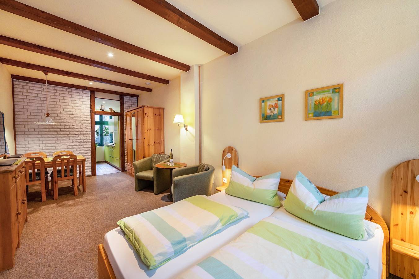Apartamento entero, Apartamento 'Fewo Altstadtkern Waren Müritz 1' con jardín compartido y Wi-Fi in Waren (Müritz), Lago Müritz
