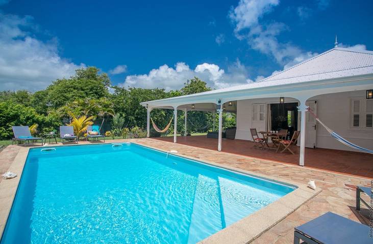 Gîte pour 6 personnes, avec piscine et jardin en Martinique - 4