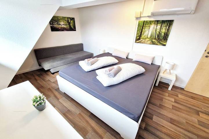Ganze Wohnung, Superior Duplex Traumwohnung mit Sonnenbalkon nur 5 min vom Europa-Park in Europa-Park, Rheinhausen