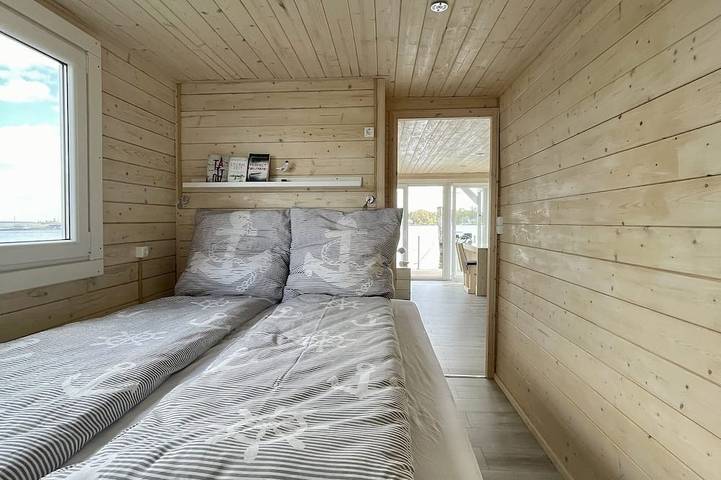 Hausboot für 5 Personen, mit Whirlpool und Terrasse in der Lübecker Bucht - 3