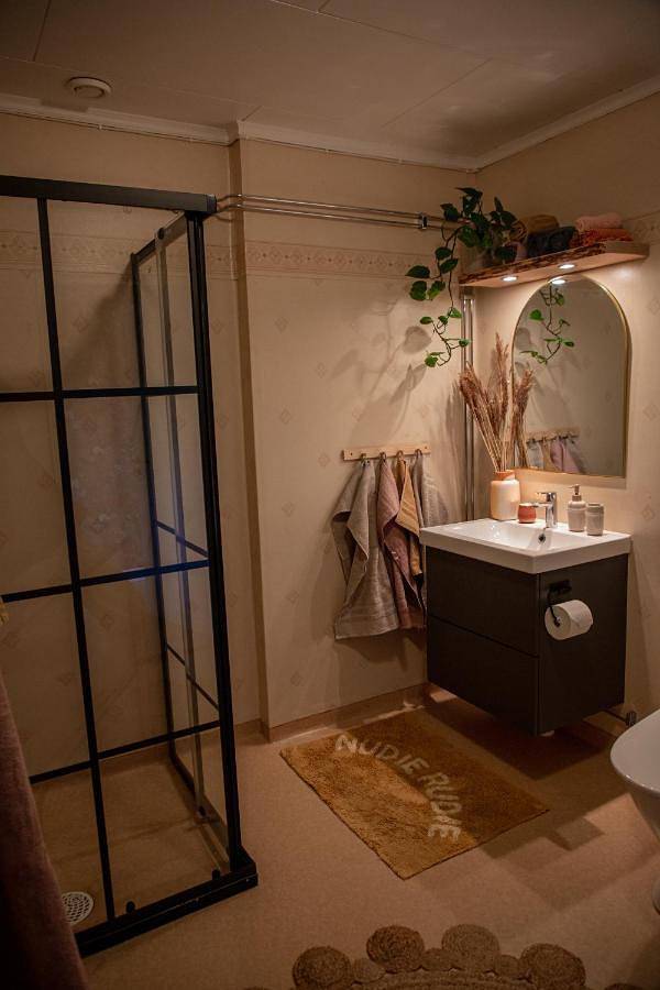 Hel lägenhet, Cozy mountain view apartment in Östersund, Jämtland
