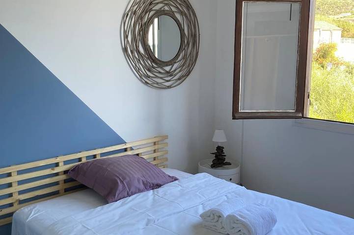 Detached house on fenced garden with trees 150m from the beach! in Porto Pollo (Corsica), Serra-di-Ferro