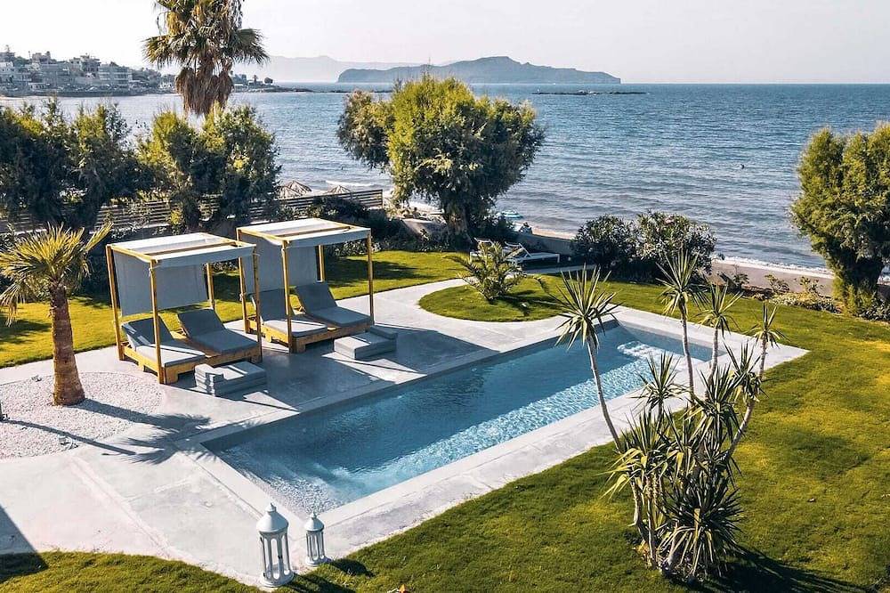 Isalos Seafront Villa, Luxury Villa in Agioi Apostoli, Chania und Umgebung
