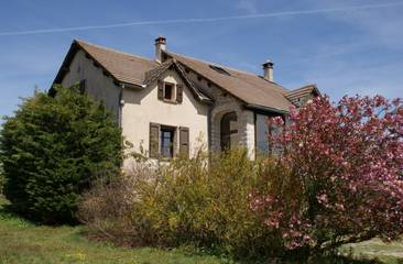 Gîte pour 13 personnes, avec jardin et terrasse à Hures-la-Parade
