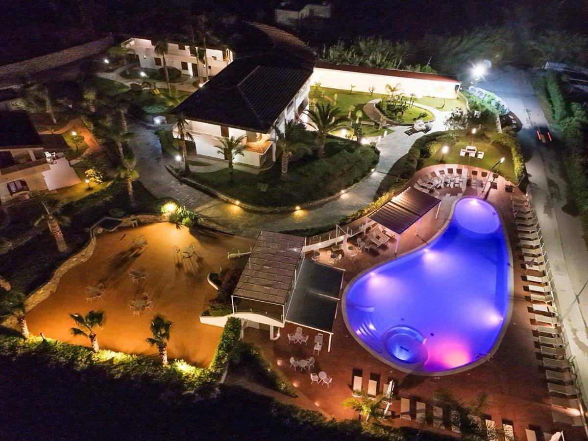 Luzia Agriresort - Piscina Panoramica e vista Mare a Capo Vaticano in Ricadi (comune), Provincia di Vibo Valentia