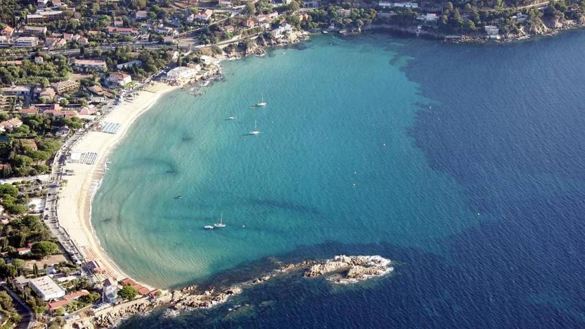 Gîte pour 6 personnes, avec vue et terrasse dans Plage De Sainte Claire - 3