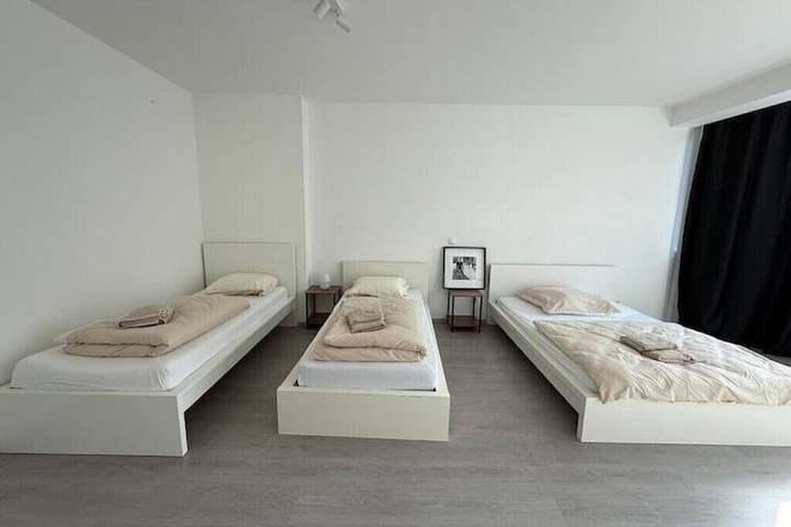 Ganze Wohnung, Loftartiges Apartment 150 qm nahe Veltins Arena in Gelsenkirchen, Ruhrgebiet