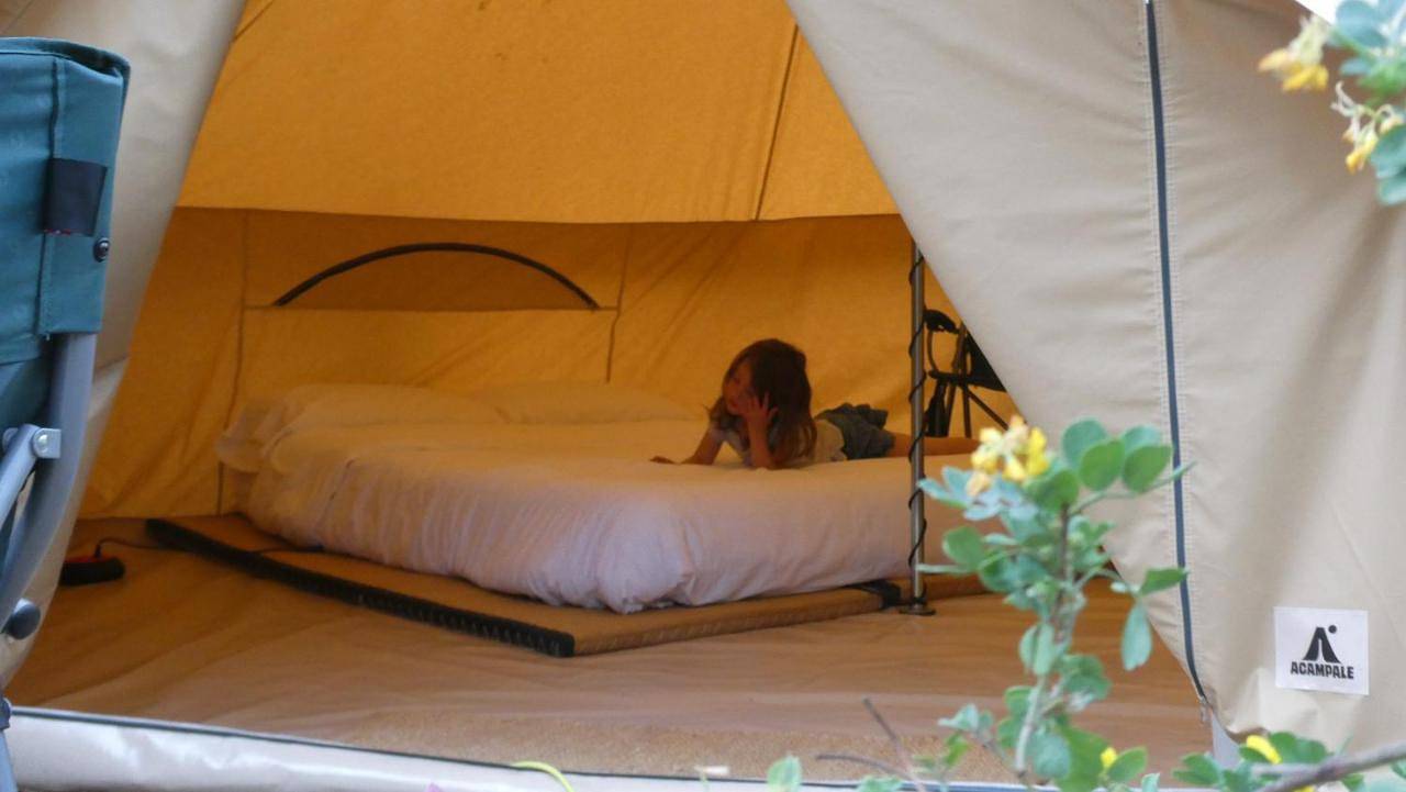Tent in Platja de Port Bo (Palafrugell), Palafrugell