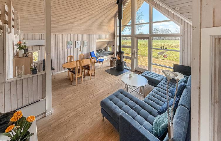 Ferienhaus für 6 Personen, mit Terrasse und Garten in Båring Strand - 3