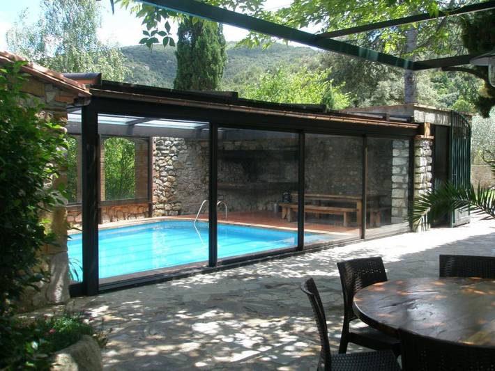 Gîte pour 9 personnes, avec Terrasse ainsi que Jardin et Piscine à Reynès - 2