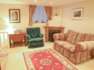 Holiday Rental for 12 People in Beaumaris, Isle of Anglesey, Photo 2