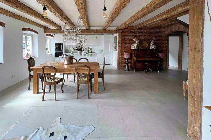 Ferienhaus für 5 Personen, mit Balkon und Garten sowie Pool in Schwaebisches Donautal