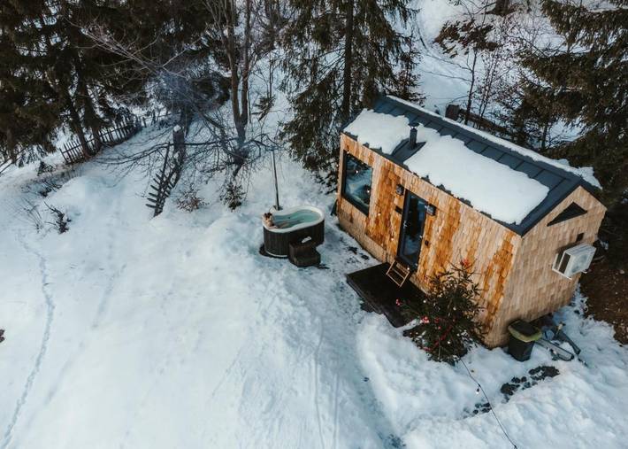 Camping für 2 Personen, mit Terrasse und Whirlpool sowie Garten in Rumänien