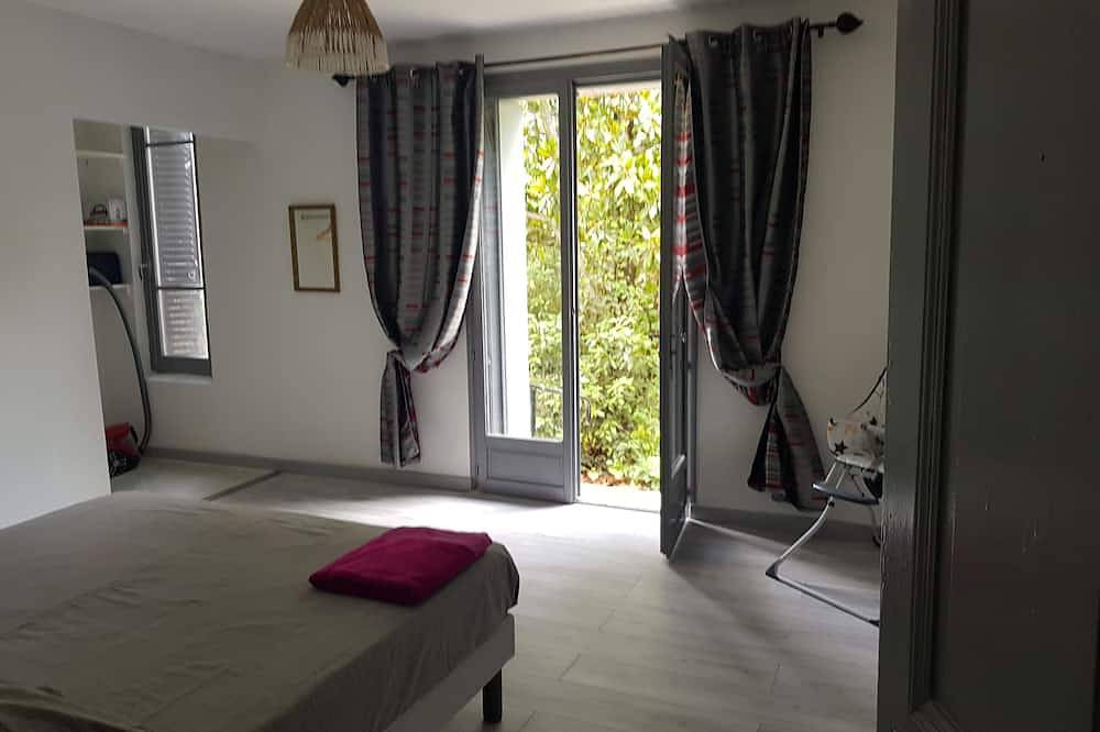 Provencal house 3 minutes from the village square in Buis les Baronnies in Buis-les-Baronnies, Región de Nyons