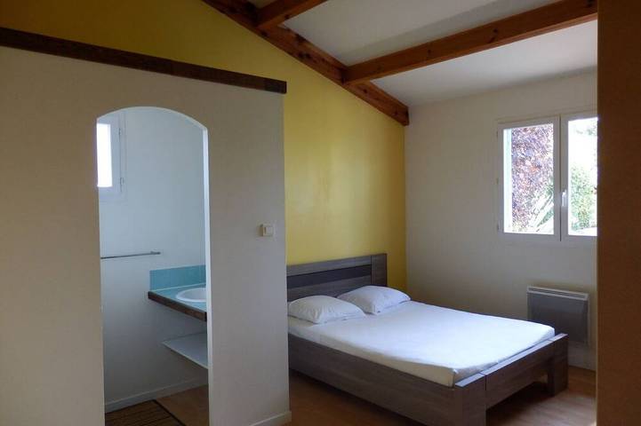 Location de vacances pour 4 personnes, avec jardin et terrasse à Alata - 2