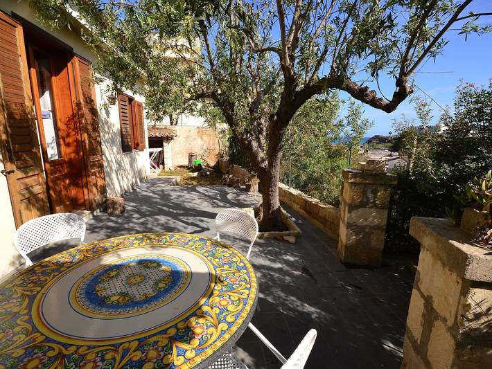 Gîte en Sicile avec jardin et barbecue in Lido di Noto, Région de Noto