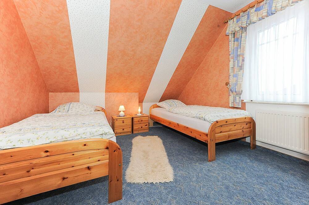 Ferienwohnung Bauernhof Reents in Dunum - Ferienwohnung Reents in Dunum, Landkreis Wittmund