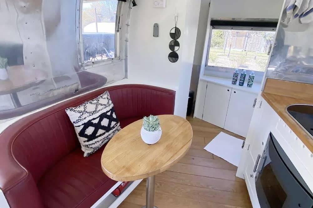 Silverbird Glamping Airstream Caravan and private deck in Sibbertoft, Northamptonshire