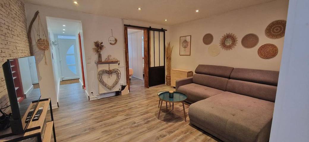 Gîte pour 4 personnes, avec jardin à La Madeleine