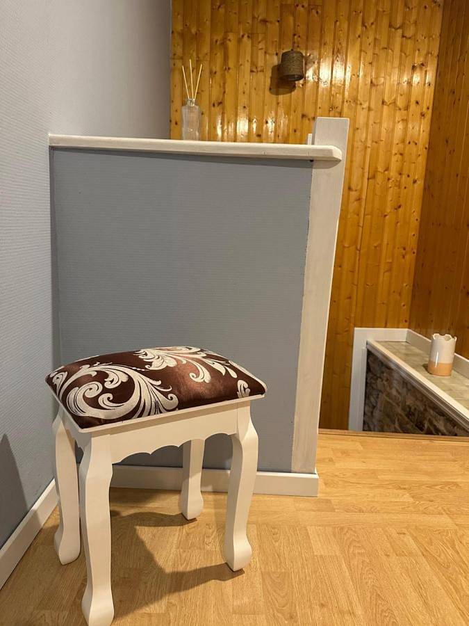 Location de vacances pour 6 personnes, avec vue ainsi que piscine et jardin à Crayssac - 4