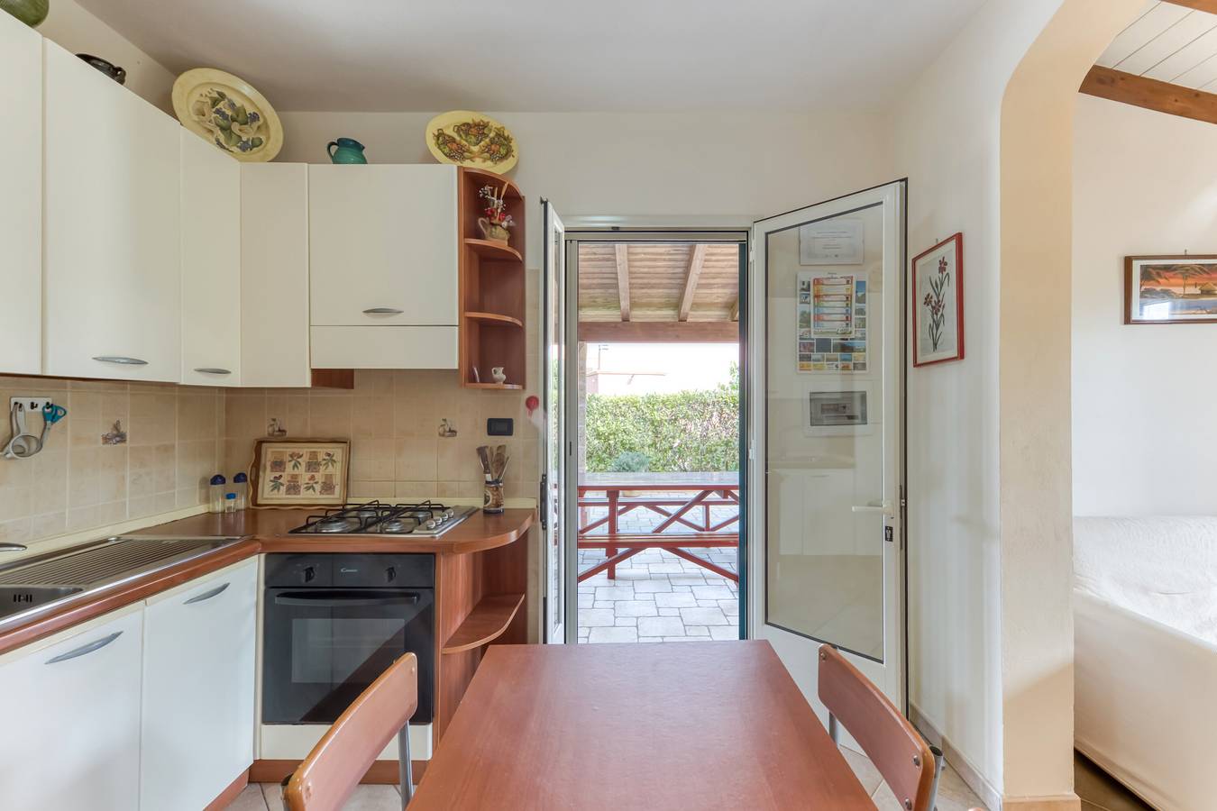 Apartamento entero, Casa de vacaciones 'Villetta Cosimo' con piscina compartida, jardín privado y aire acondicionado in Morciano di Leuca, Golfo de Tarento