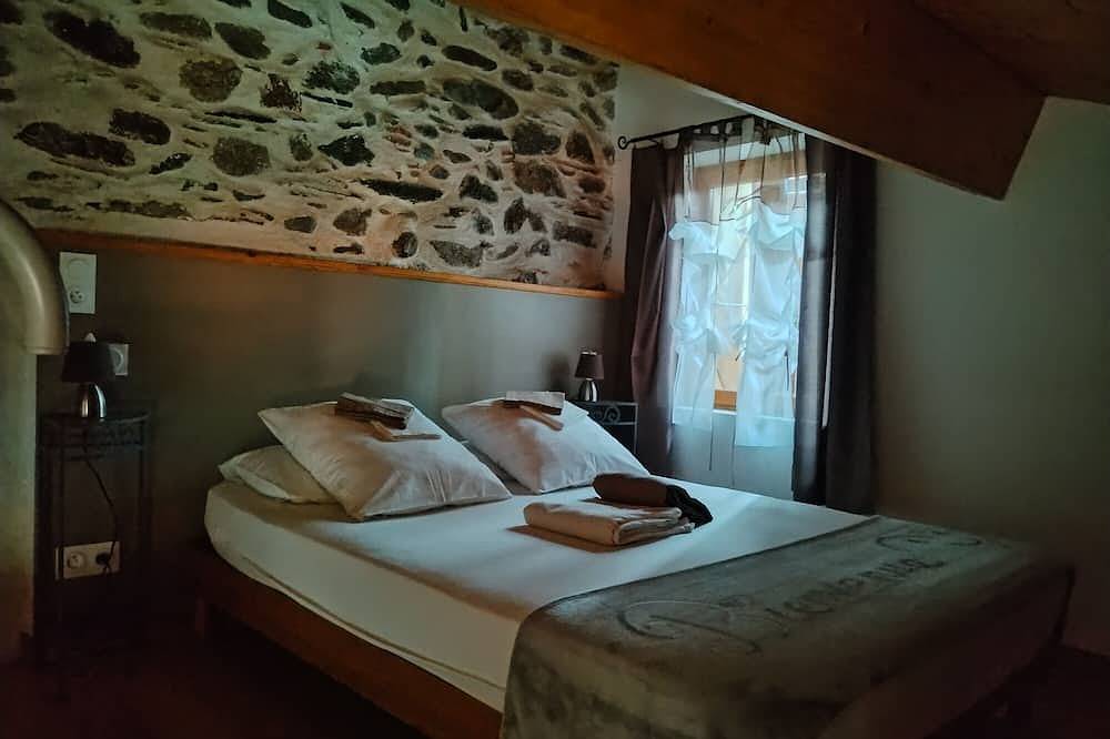 Casa de vacaciones 'Chez Laetitia' con terraza privada y Wi-Fi in Campôme, Parque Natural Regional de los Pirineos Catalanes