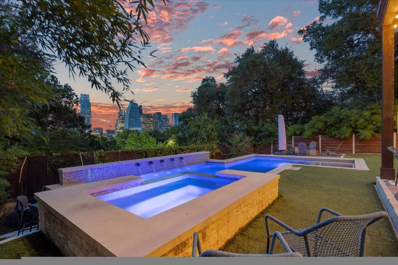 Downtown Retreat: sleeps 24 : 2 Pools/Spas : Gyms : Game Rooms : Fire Pit in Austin, Condado de Travis