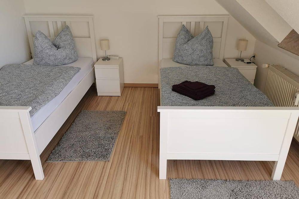 Ganze Wohnung, Ferienwohnung Fewo Waldblick in Tangerhütte, Altmark