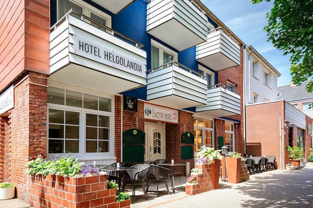 Hotel Helgolandia - Double room on the island side in Helgoland