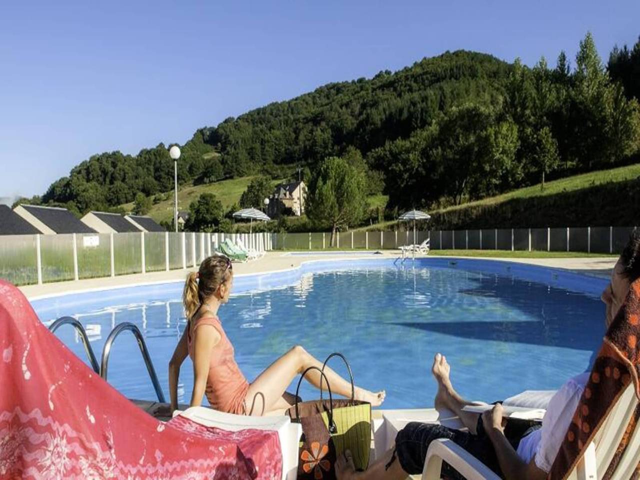 Appartement entier, Appartement à Saint-Geniez près de la rivière Lot in Saint-Geniez-d'Olt-et-d'Aubrac, Parc naturel régional de l'Aubrac