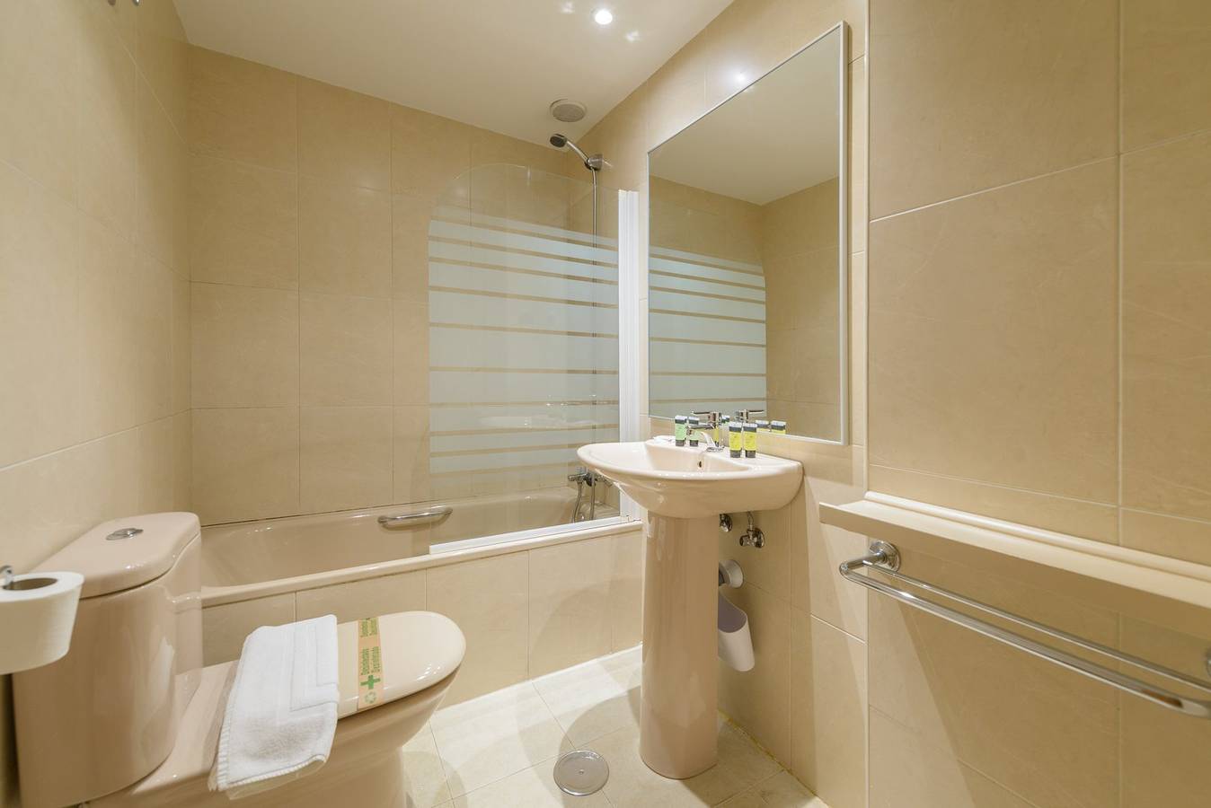 Apartamento entero, Guestready - Relaxing Stay in Barajas in Madrid, Provincia de Madrid