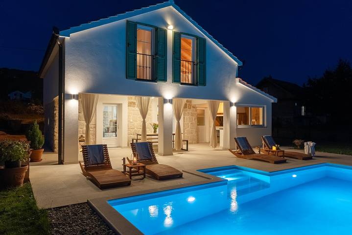 Villa Providenca mit 2 Schlafzimmern und privatem Pool in Bajagić, Dalmatinisches Zagora