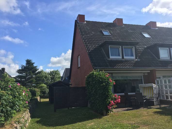Ferienhaus für 7 Personen, mit Terrasse und Garten in Wenningstedt