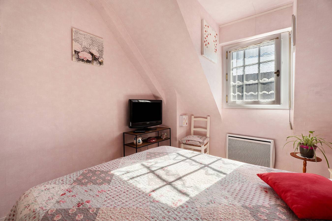 Bed & Breakfast 'Reine' mit Gemeinschaftsterrasse und Wlan in Cancale, Mont-Saint-Michel-Bucht