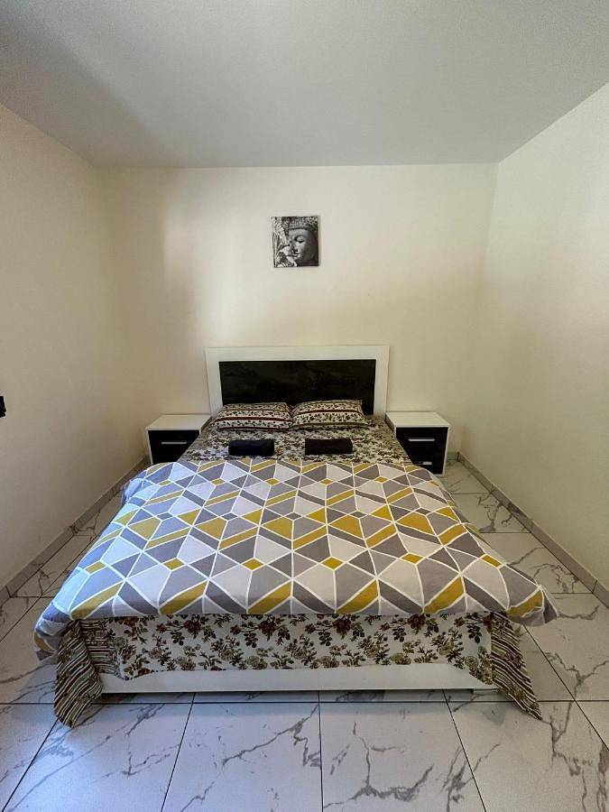 Gîte pour 5 personnes, avec jardin à Sarcelles - 4