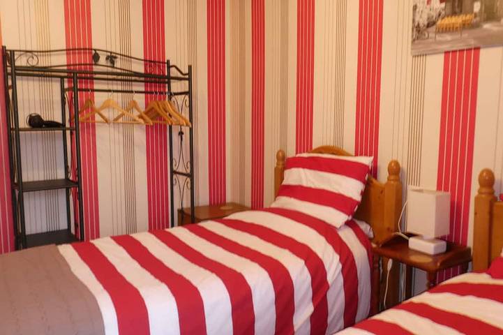 Location de vacances pour 15 personnes, avec jardin et terrasse à Rochechouart - 4