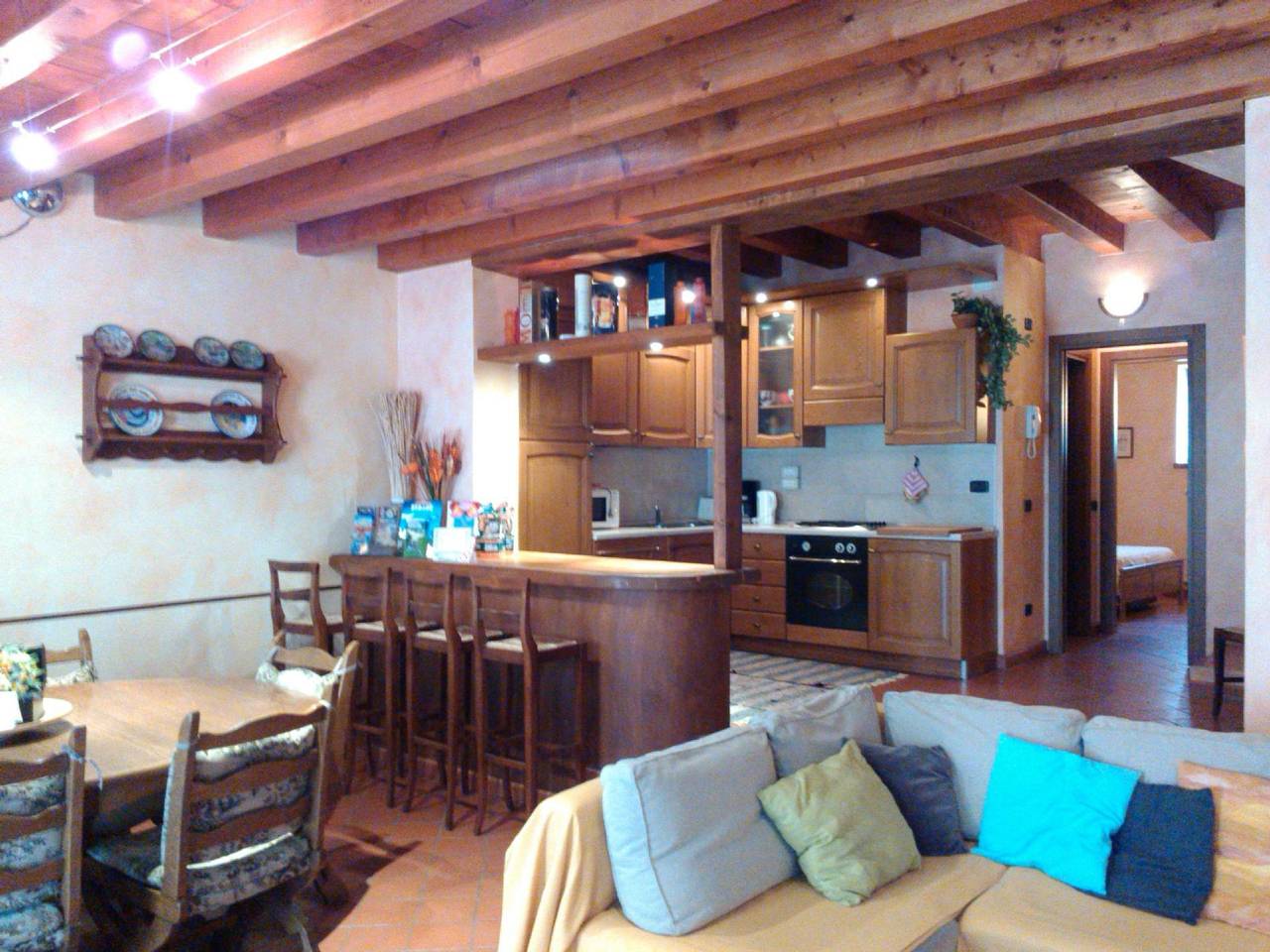 Ganze Ferienwohnung, Garda Urlaub - Fewo P 12 nahe Gardaland in Lazise, Gardasee-Berge